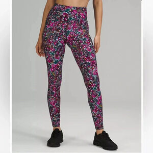 NWT Lululemon base pace HR tight 28” fleece in electric floral sz 14